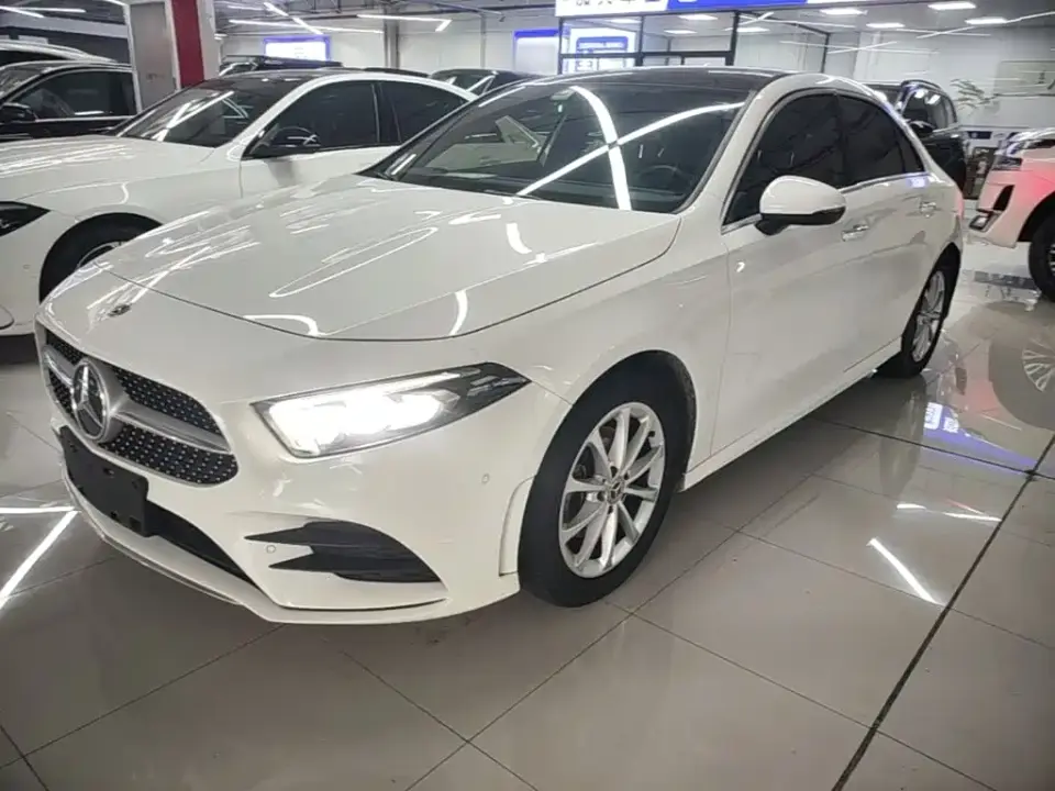 Mercedes-Benz A-Class A 200 L Sport Sedan Fashion Edition 2021