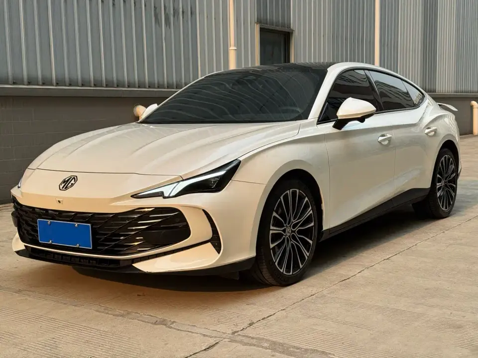 MG MG7 2.0T Automatic Hunting Beauty Premium Edition 2023