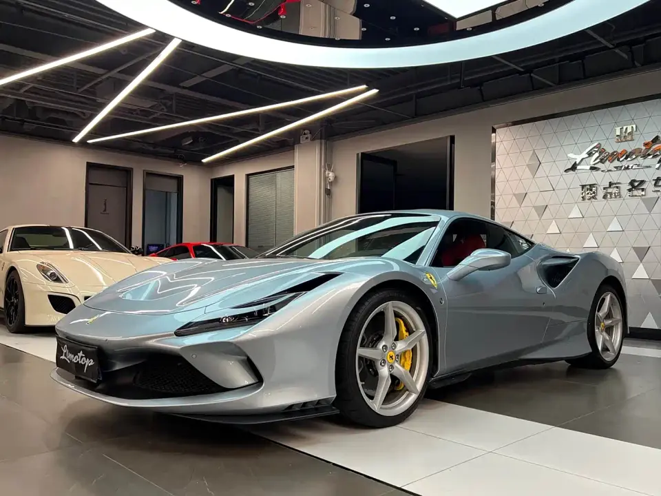 Ferrari F8 Tributo 3.9T V8 2023