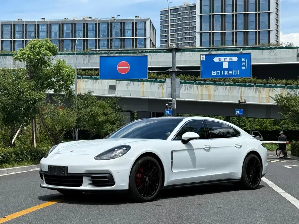Porsche Panamera Panamera 4 Executive Long Wheelbase 3.0T 2019