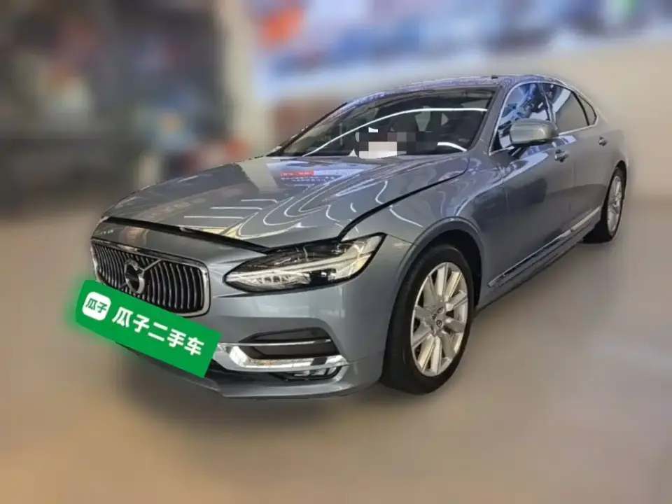Volvo S90 T5 Momentum Luxury Edition 2020