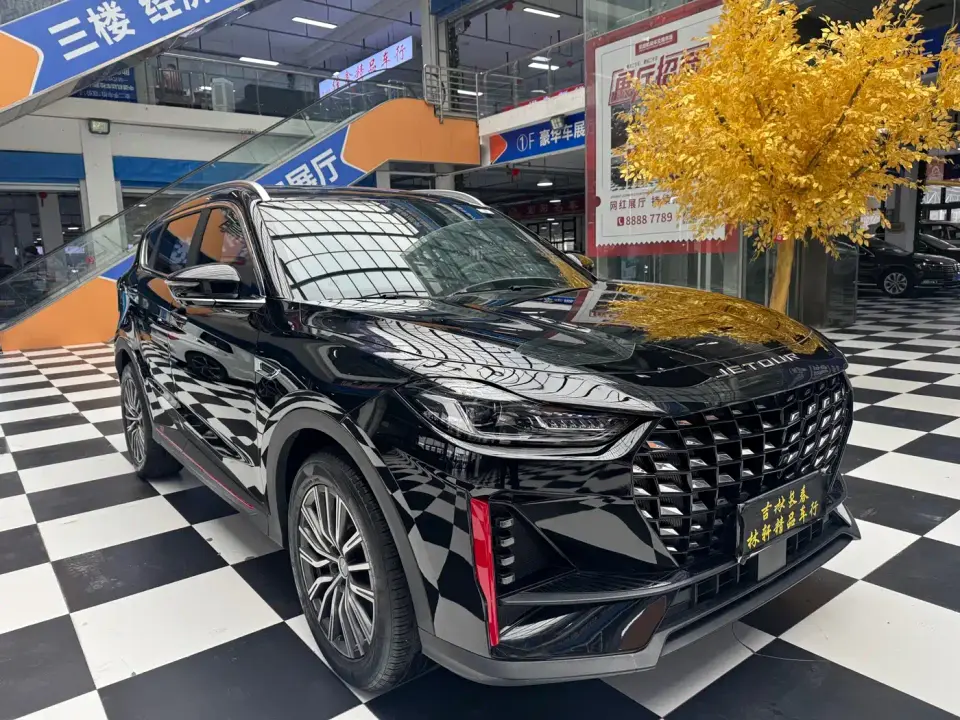 Jetour X70 PRO Model 1.5T DCT Comfort 7-Seater 2023