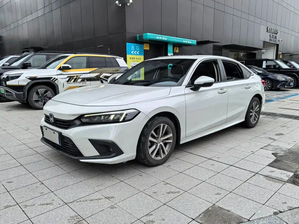 Honda Civic 240TURBO CVT Dynamic Edition 2023