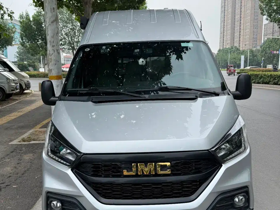 Jiangling Tesun 2.8T Space King Taurus Edition Short Wheelbase Medium-high Roof 6-seater Diesel China VI JX493 2022