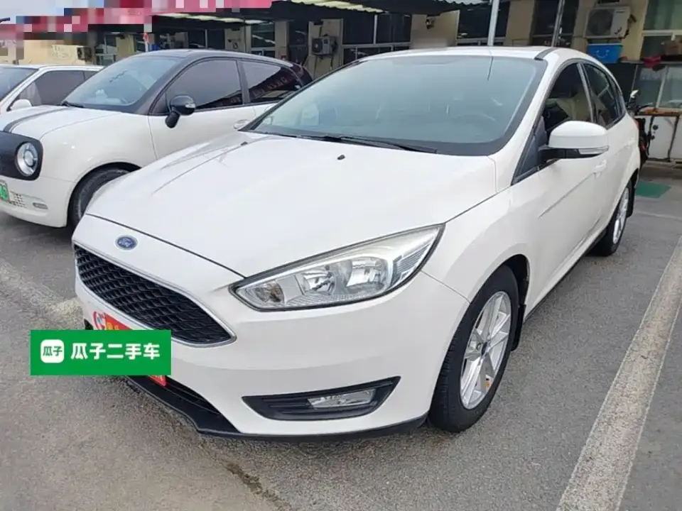 Ford Focus Hatchback Classic 1.6L Automatic Trend Smart Edition 2019