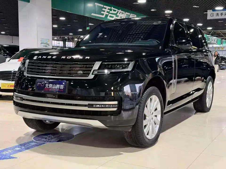 Land Rover Range Rover 3.0 L6 400PS Golden Age 7-Seater Long Wheelbase 2023