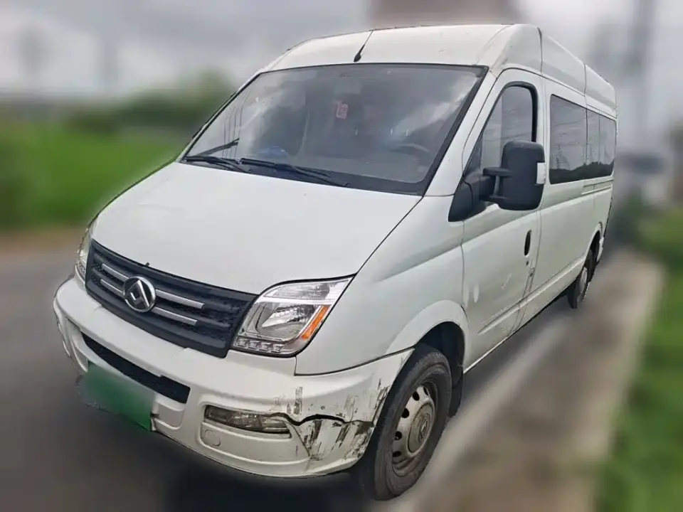 SAIC Maxus Xintu V80 2.0T Manual Classic Aoyun Long Wheelbase Medium Roof 6/7/8/9 Seats 2023