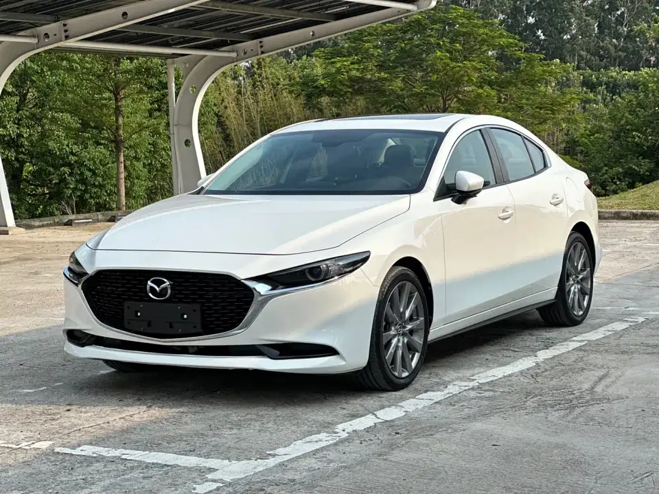 Mazda Mazda3 Axela 2.0L Automatic Quality Glamour 2022