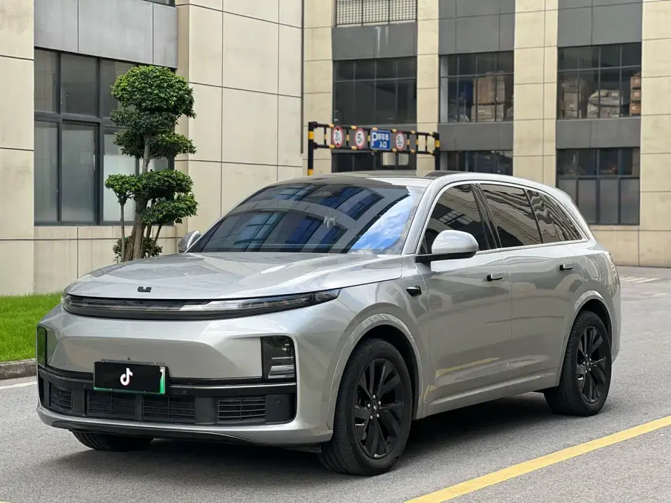 Li Auto L7 Pro 2024