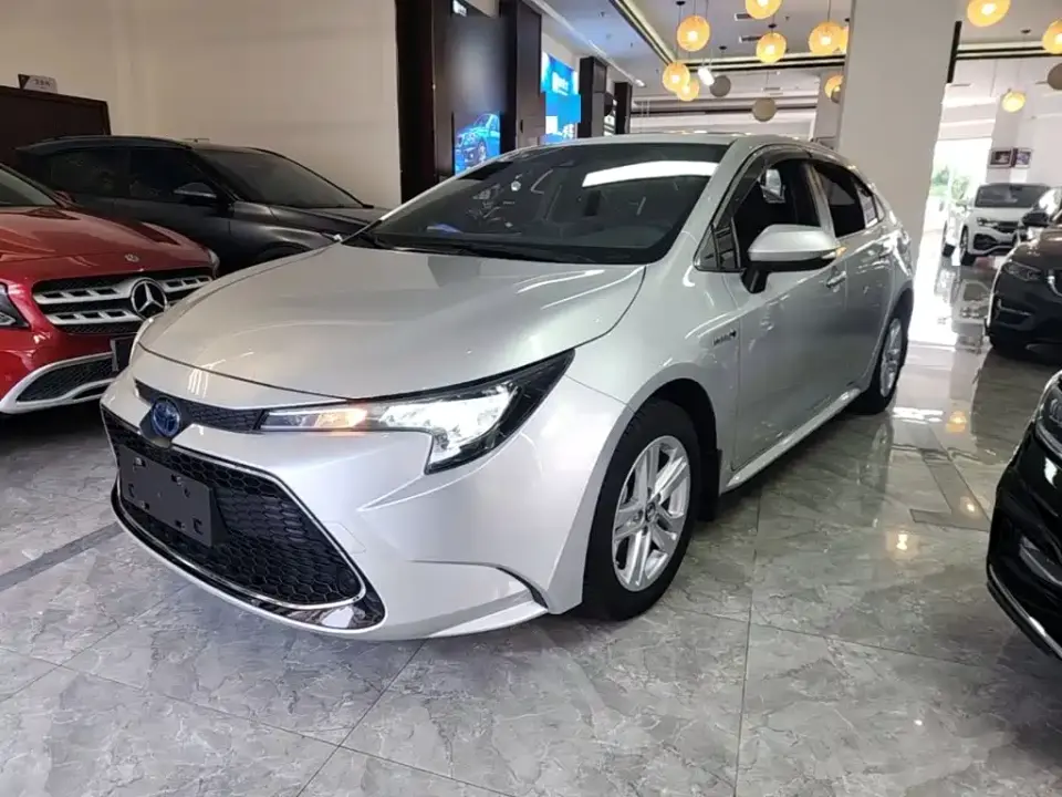 Toyota Levin Dual Engine 1.8H E-CVT Luxury Edition 2022