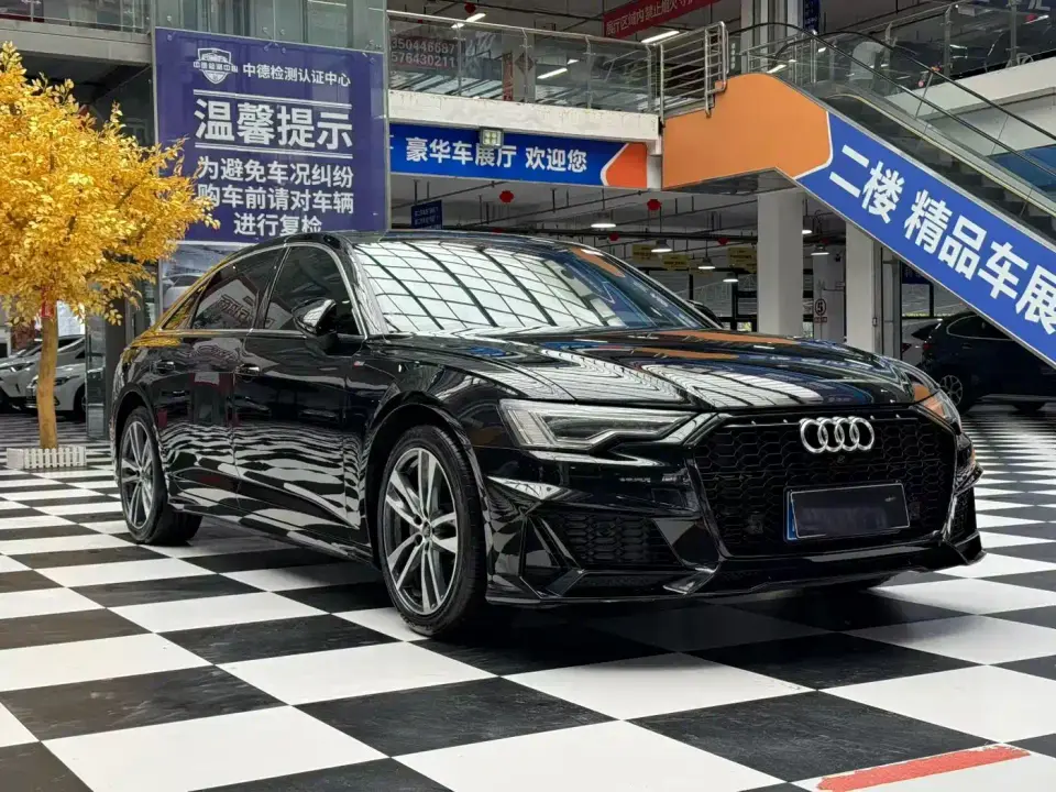 Audi A6L Facelift 40 TFSI Luxury Dynamic 2023