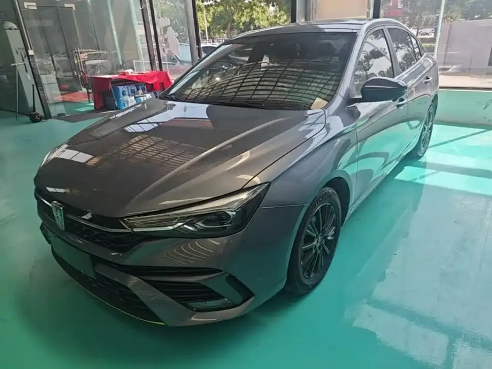 Roewe i5 Facelift 1.5L CVT Diamond Edition 2023