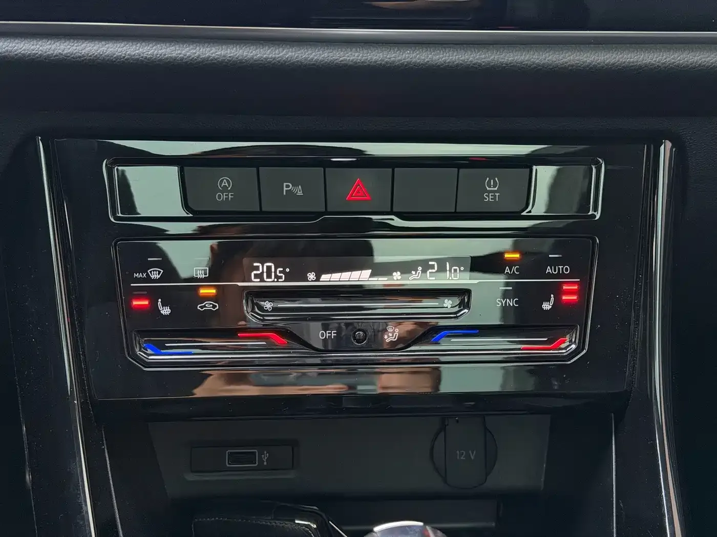 Jetta VS7 280TSI Automatic Glory Edition 2022 — фото 12