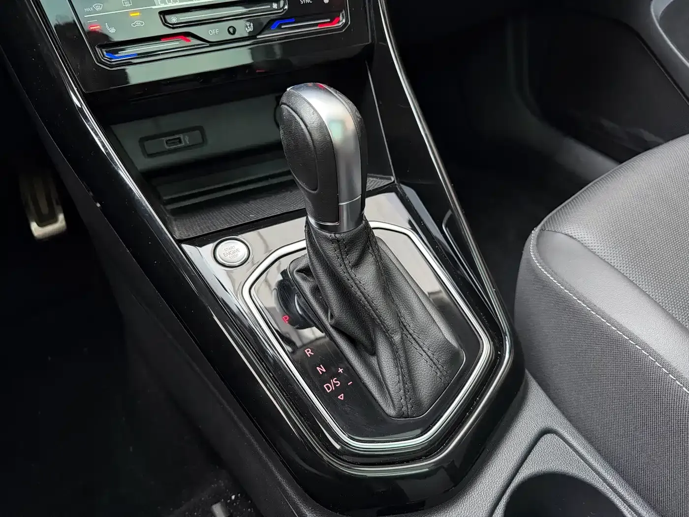 Jetta VS7 280TSI Automatic Glory Edition 2022 — фото 15