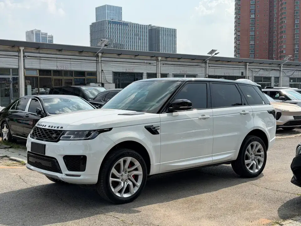 Land Rover Range Rover Sport 3.0 L6 HSE DYNAMIC 2020