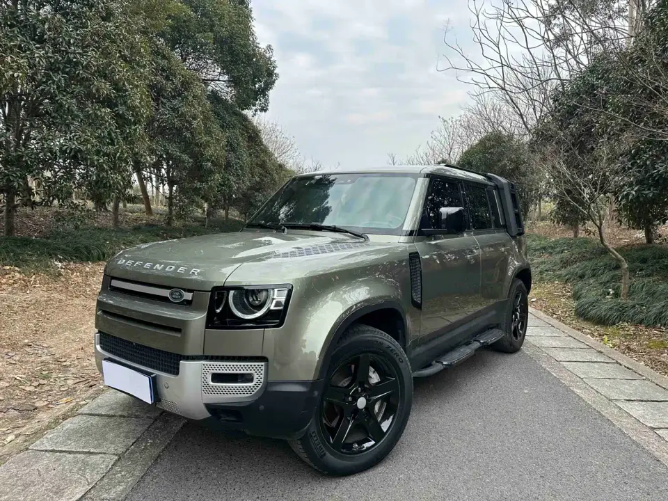 Land Rover Defender Model 110 P400 HSE 2021
