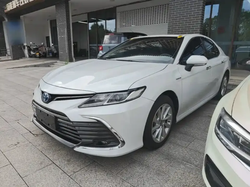 Toyota Camry Hybrid 2.5HGVP Leading Edition 2022