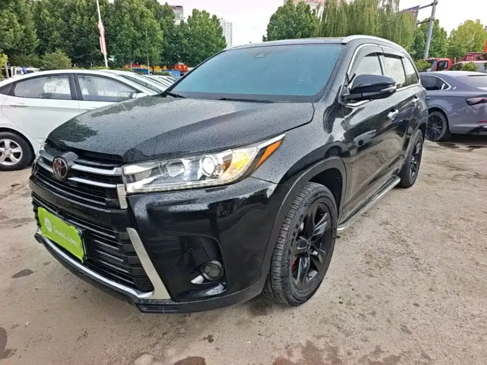 Toyota Highlander 2.0T 4WD Premium 7-seater China VI 2021