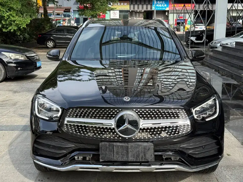 Mercedes-Benz GLC-Class Model GLC 260 L 4MATIC Dynamic Edition 2022