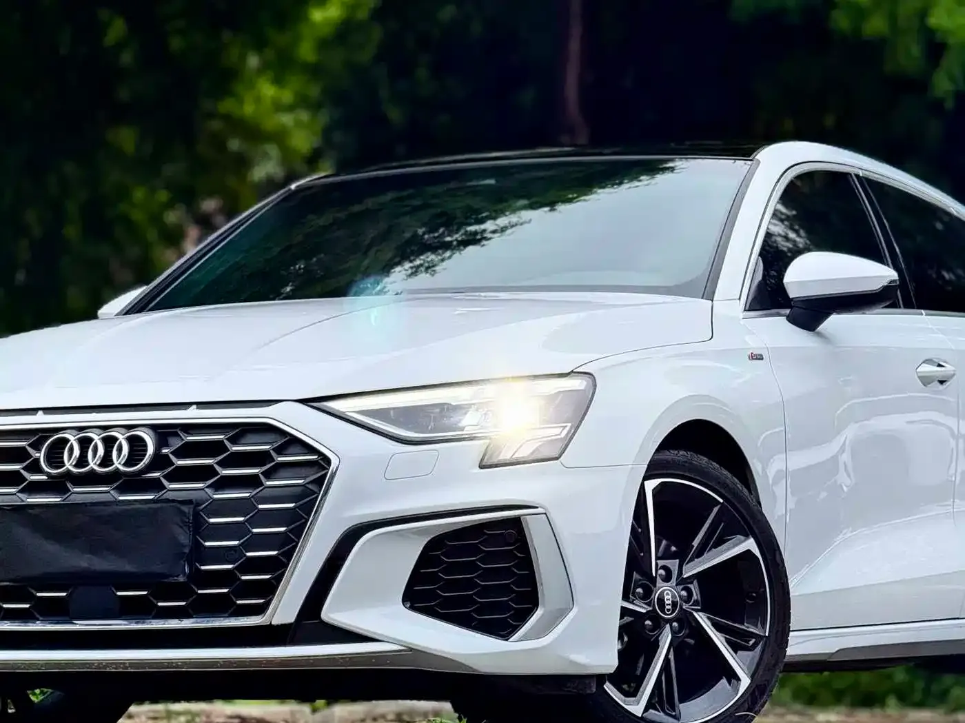 Audi A3 Sportback 35 TFSI Style Sport 2023 — фото 2