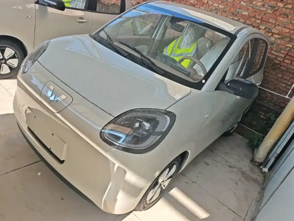 Wuling Motors Hongguang MINIEV 4-Door Advanced 2026