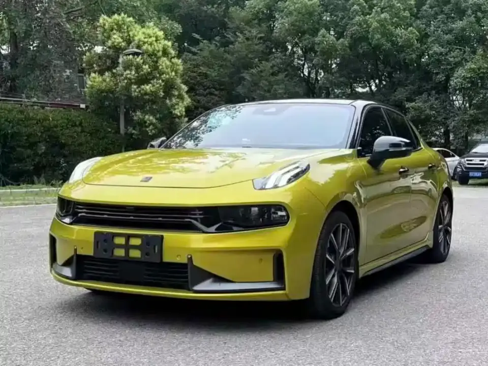 Lynk & Co 03 03+ 2.0TD Auto Wind Rider Edition 2021