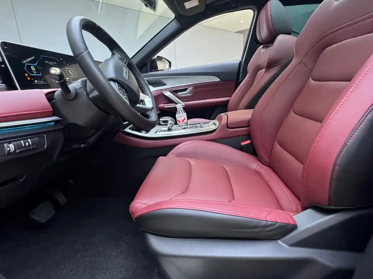 Jetour X70 PLUS 1.5T DCT Mountain 7-Seater 2022 — фото 9
