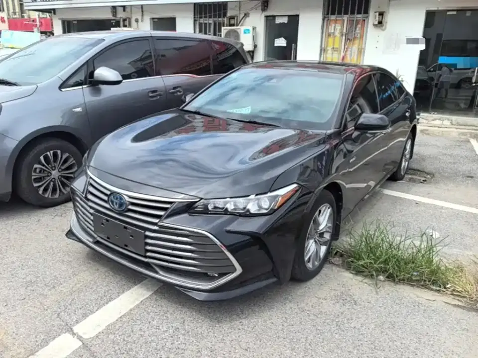 Toyota Avalon Hybrid 2.5L Luxury Edition China VI 2022