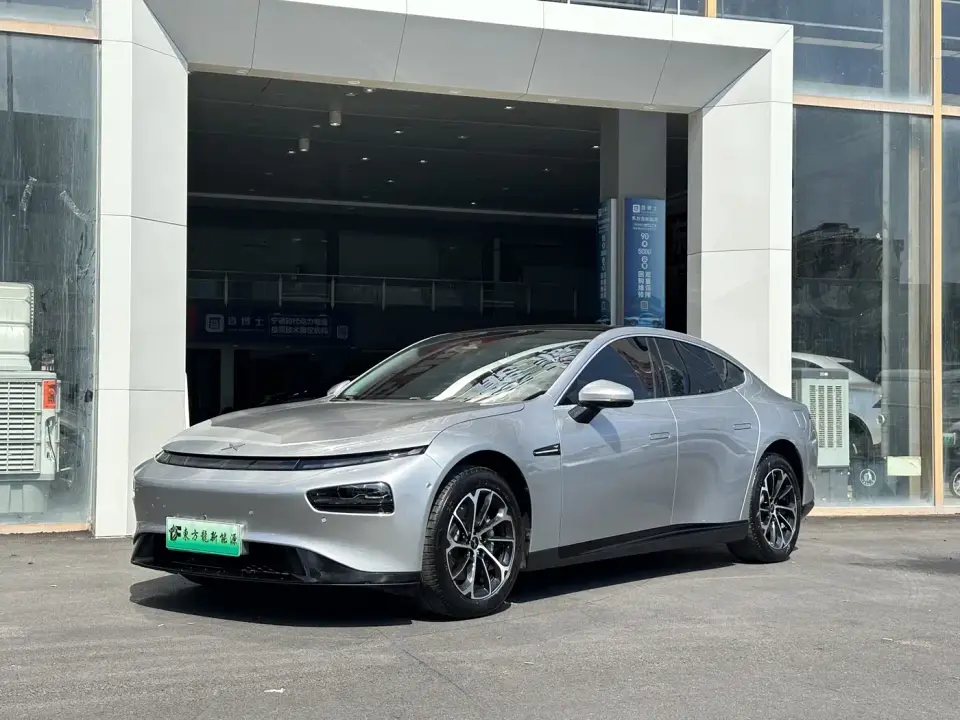 XPeng P7 Model 670N 2021