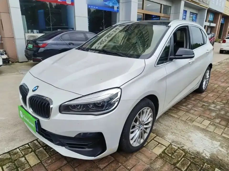 BMW 2 Series Touring 218i Leading 2019