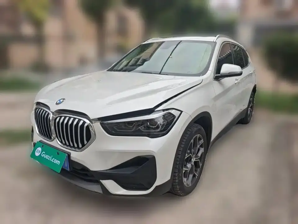 BMW X1 sDrive25Li Leading 2022