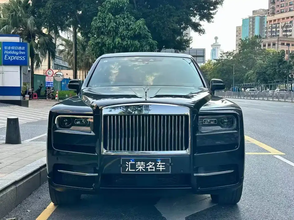 Rolls-Royce Cullinan 4-Seater Version 2021