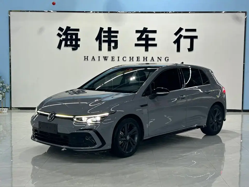 Volkswagen Golf Model 280TSI DSG R-Line 2024