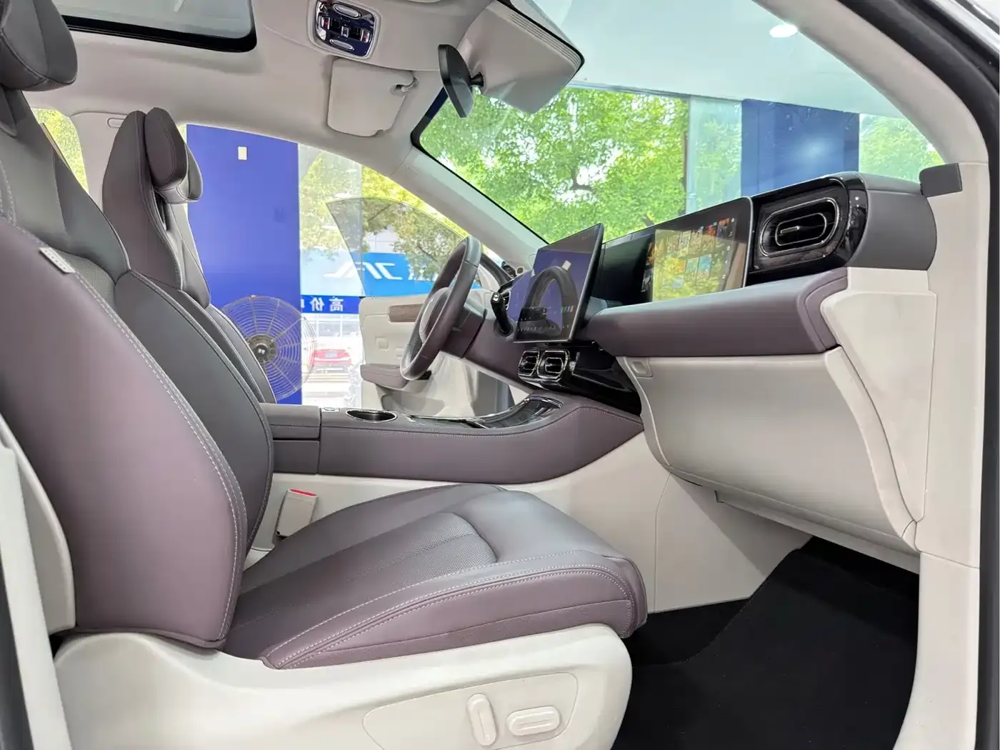 Leapmotor C11 Extended Range 300 Premium Edition 2025 — фото 13