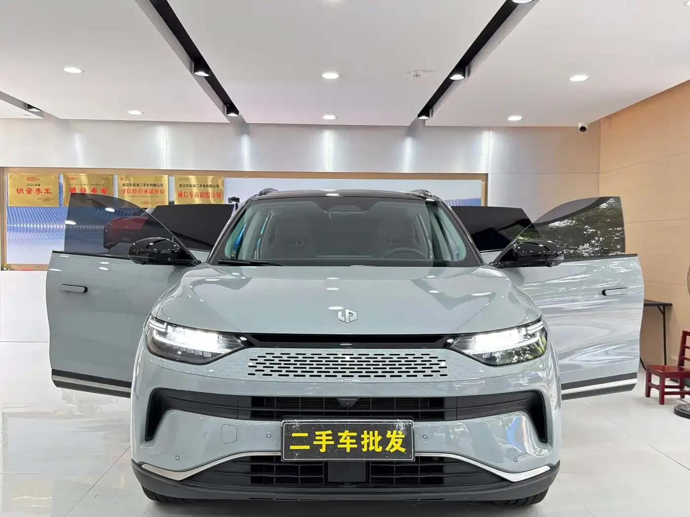 Leapmotor C11 Extended Range 300 Premium Edition 2025 — фото 16