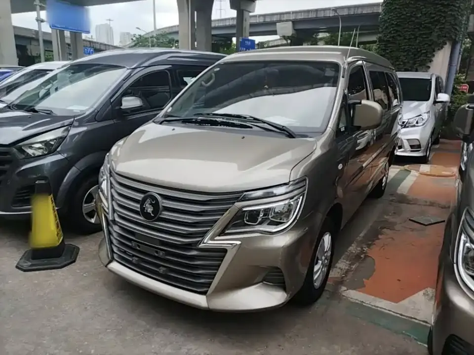 Dongfeng Fengxing Lingzhi M5L 1.6L Basic 7-seater 2025