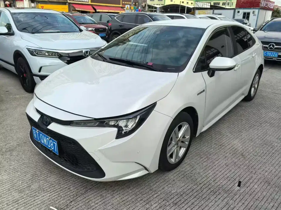 Toyota Levin Dual Engine 1.8H E-CVT Luxury Edition 2021