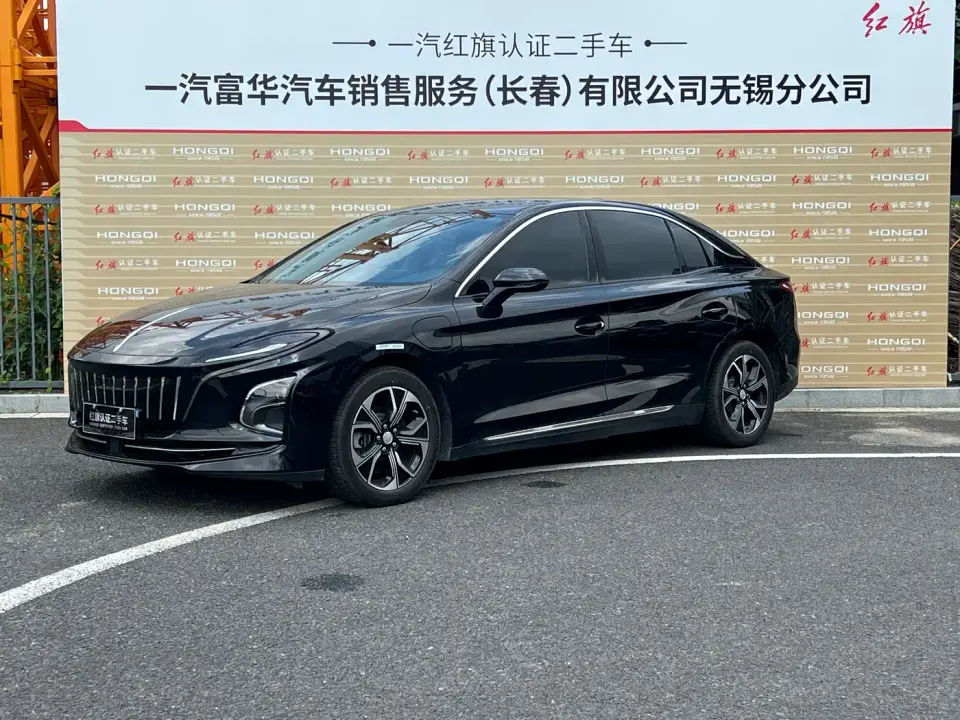 Hongqi E-QM5 Facelift Basic Travel Edition 2024