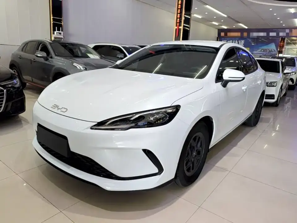 BYD Hai Bao 05 DM-i DM-i Smart Drive Edition 55KM Luxury 2025