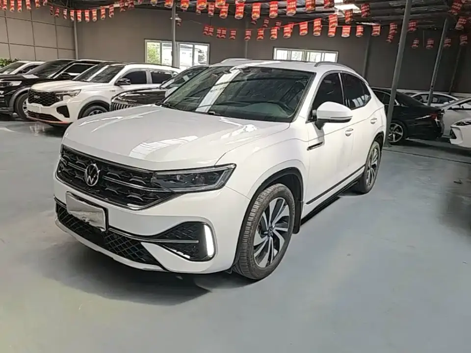 Volkswagen Tayron X 330TSI 2WD Premium High-Performance Edition 2023