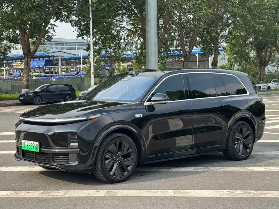 Li Auto Li Xiang L9 Model Ultra 2025