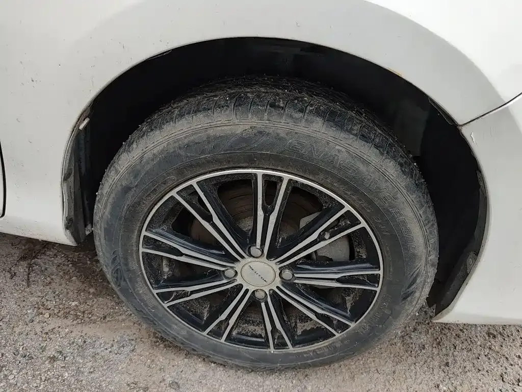 Toyota Vios FS 1.5L CVT Fengchi Edition 2019 — фото 23
