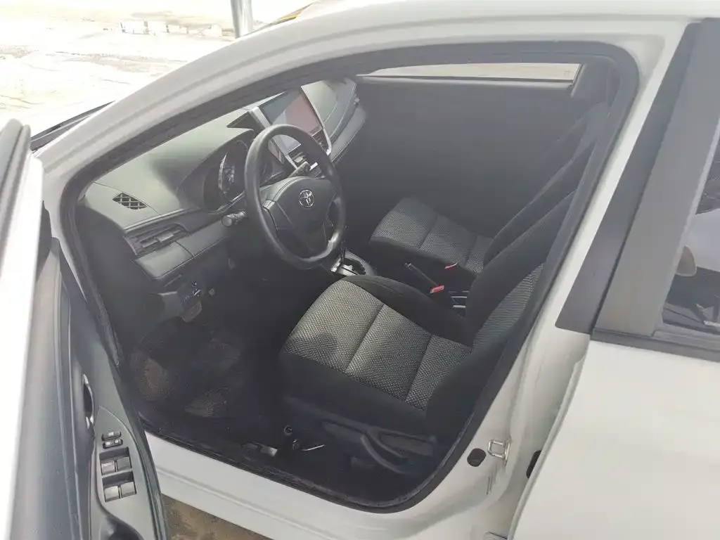 Toyota Vios FS 1.5L CVT Fengchi Edition 2019 — фото 13