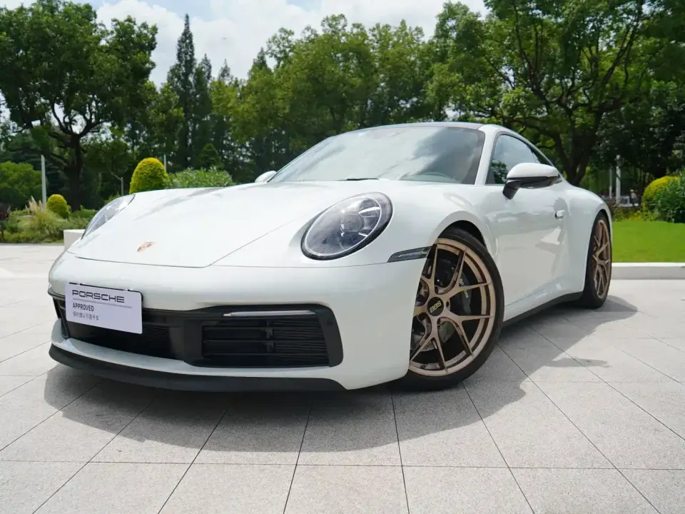 Porsche 911 Carrera S 3.0T 2025