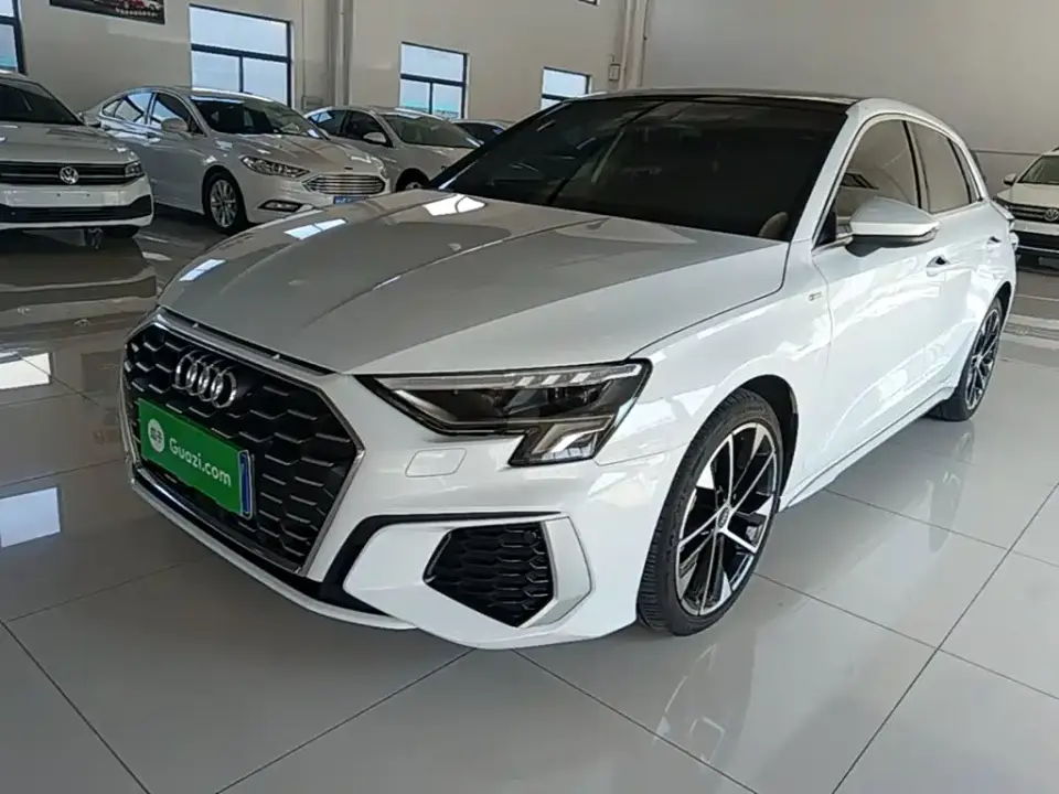 Audi A3 Facelift Sportback 35 TFSI Fashion Sport 2023