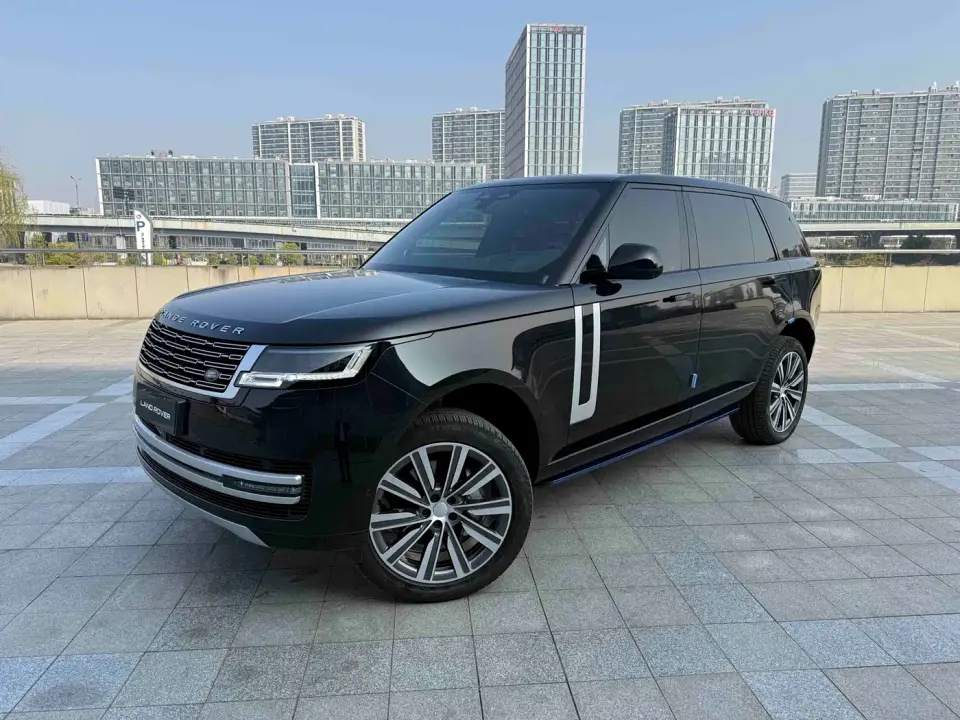 Land Rover Range Rover 3.0 L6 400PS Genesis Extended Wheelbase 2025