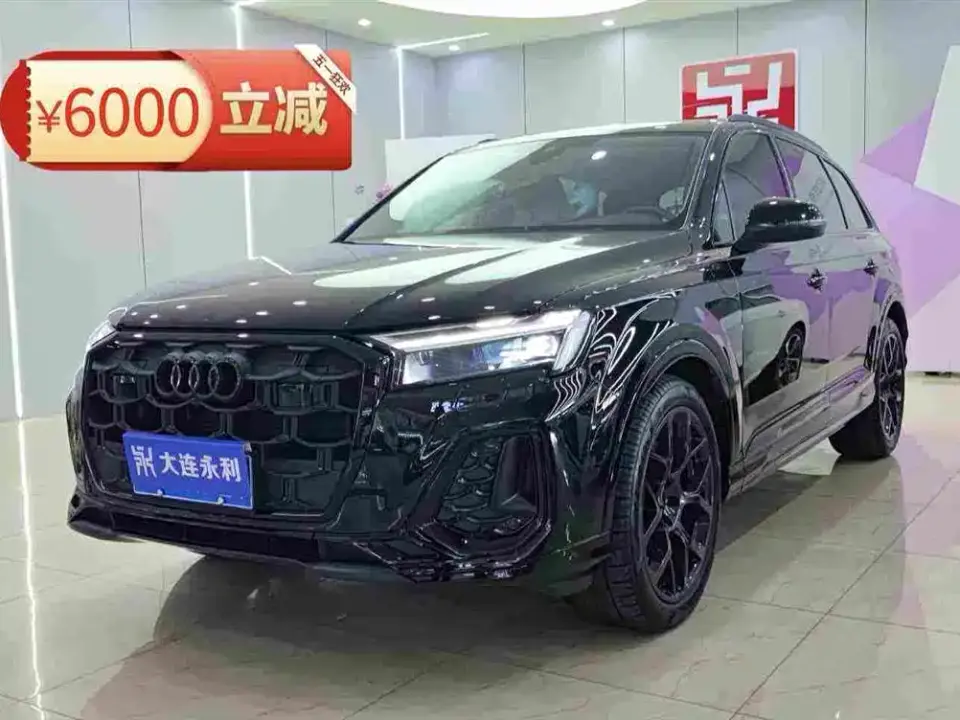 Audi Q7 45 TFSI quattro S line Black Warrior 2025