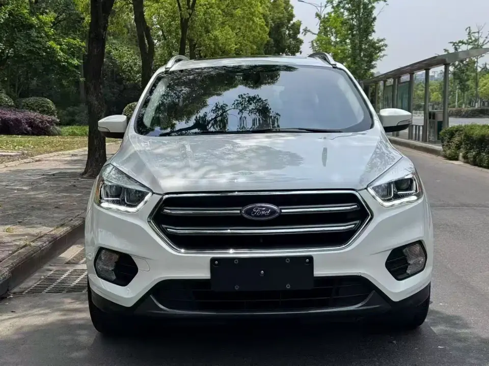 Ford Kuga EcoBoost 180 FWD Titanium Edition China V 2019
