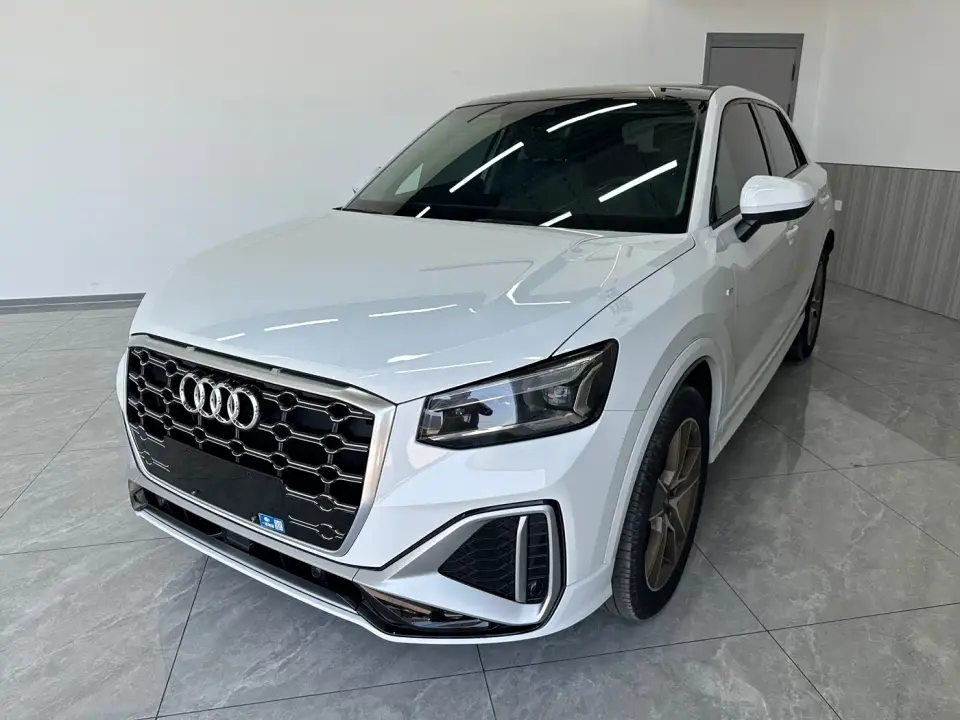 Audi Q2L 35 TFSI Fashion Dynamic 2022
