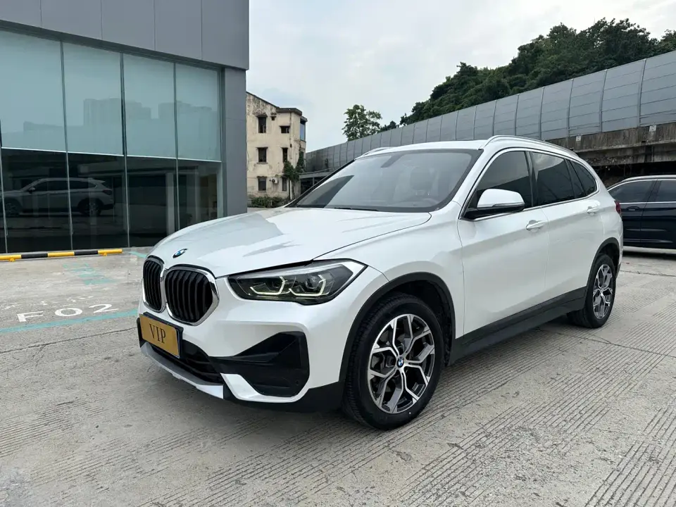 BMW X1 sDrive25Li Leading 2023